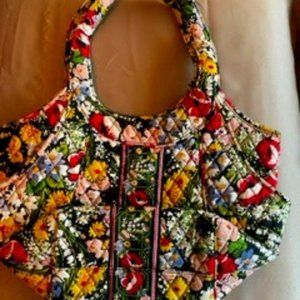 Vera Bradley Pocket Purse Magnetic Closure